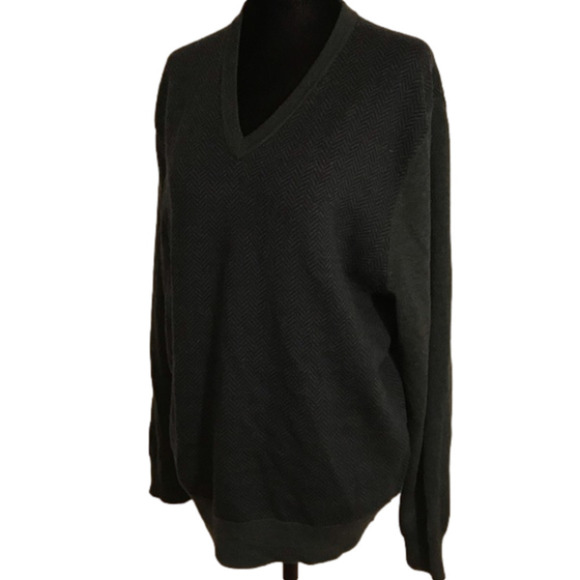 𝅺BROOKS Brothers v neck sweater.  Men’s medium. Merino wool. - Picture 1 of 6